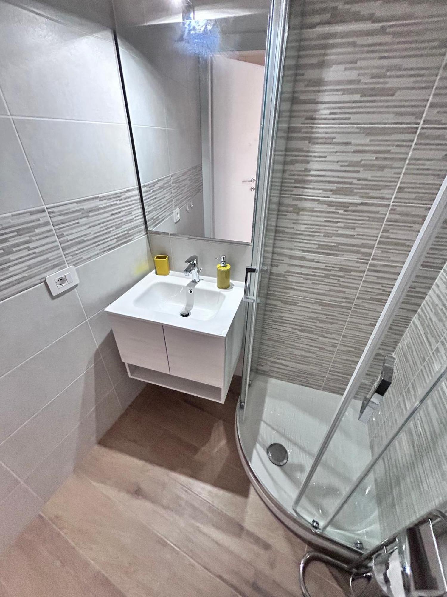 Realty Company Crescenzi Apartment *